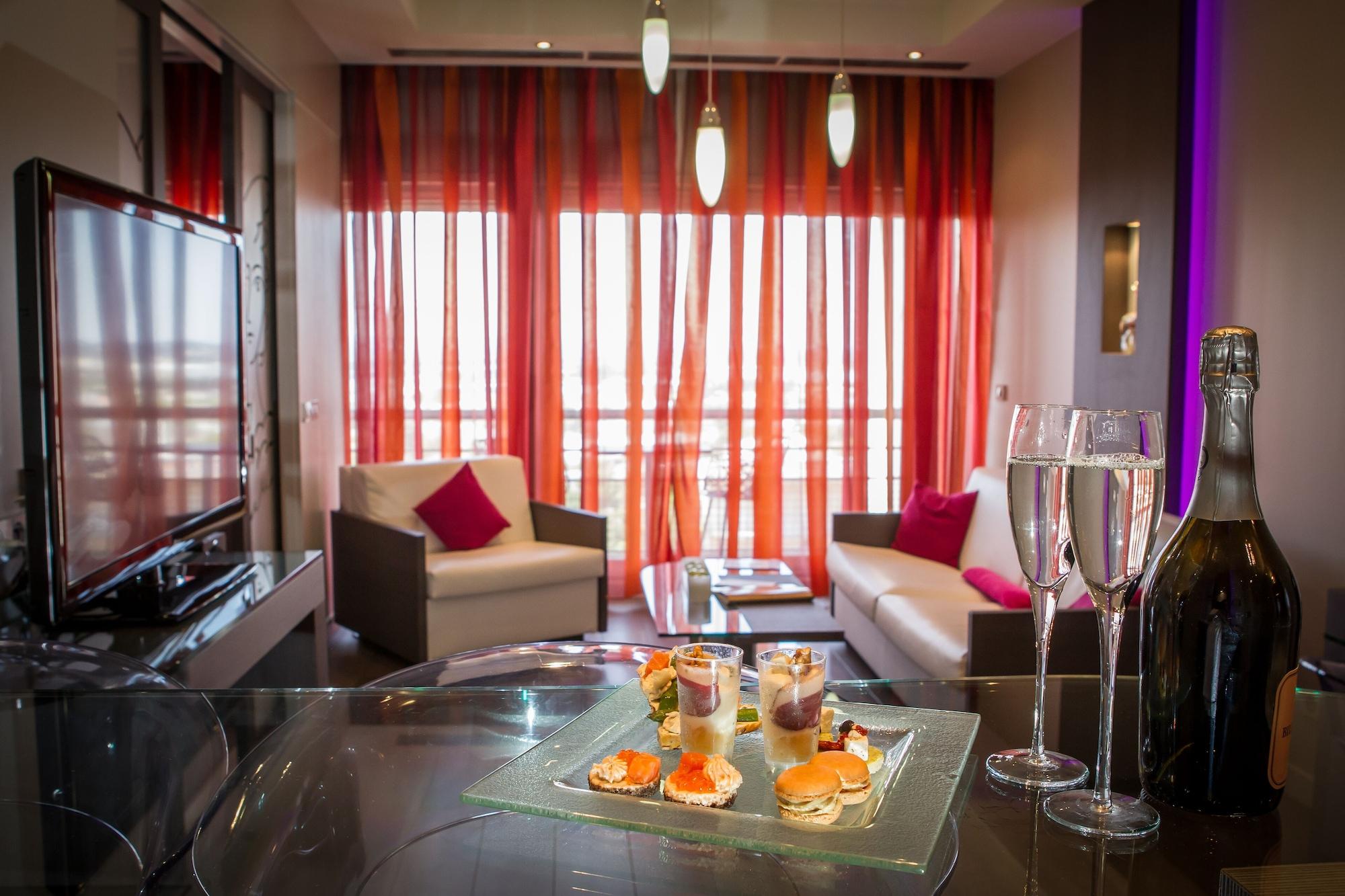 Hotel & Spa Vatel Nîmes Eksteriør billede