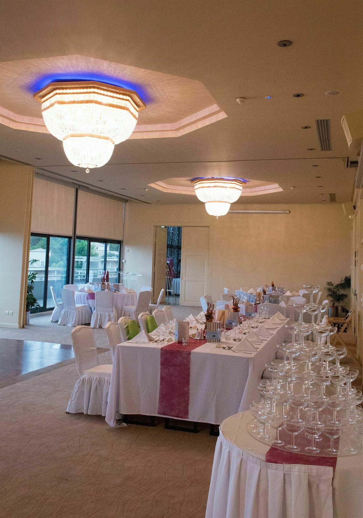 Hotel & Spa Vatel Nîmes Eksteriør billede